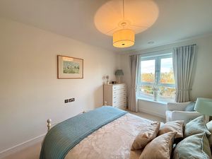 Photo 17- click for photo gallery